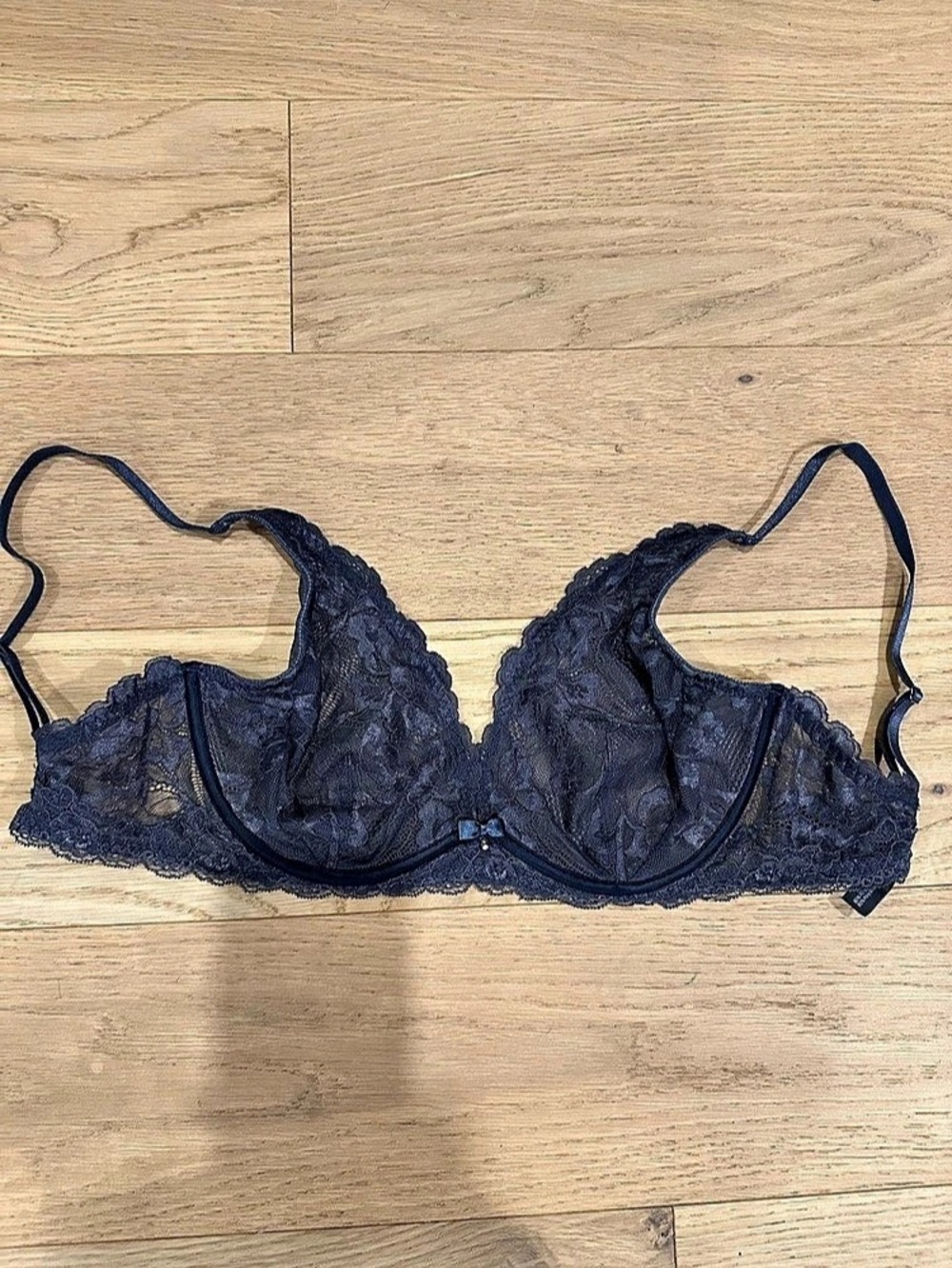 Chantelle Lace Floral Bra Black US 30G